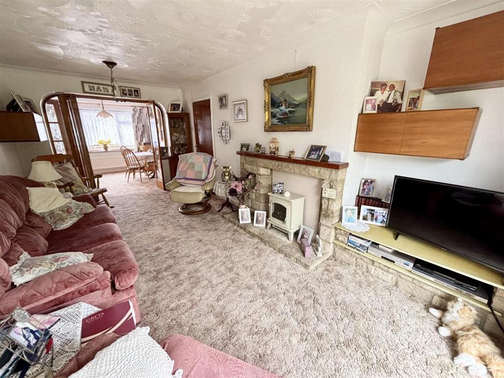 Additional image 4 of Richard Close, Upton