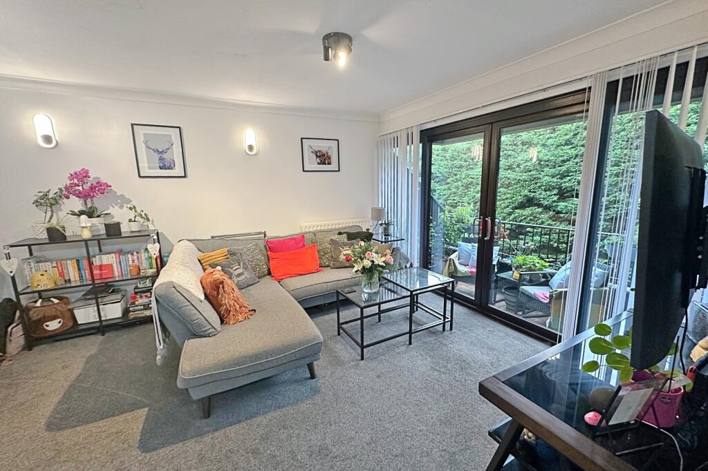 Additional image 7 of 237 Lymington Road, Highcliffe, Dorset. BH23 5EB
