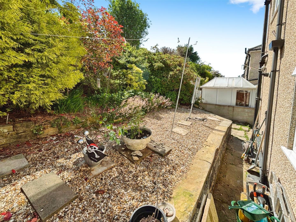 Additional image 19 of Ascot Drive, Bradford, BD7 4NN