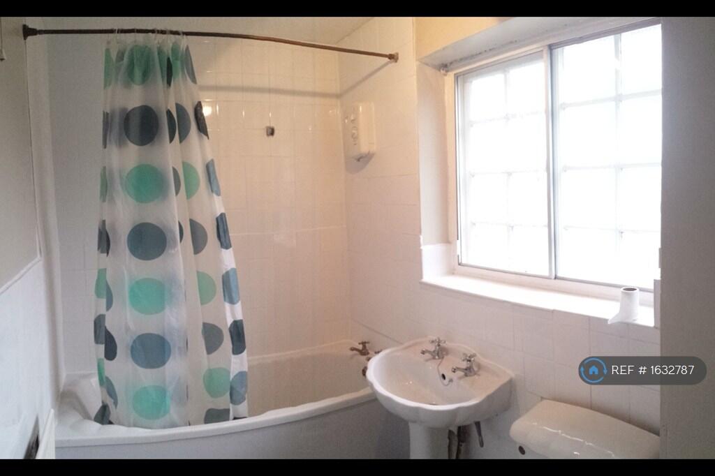 Additional image 7 of Aireville Crescent, Bradford, BD9