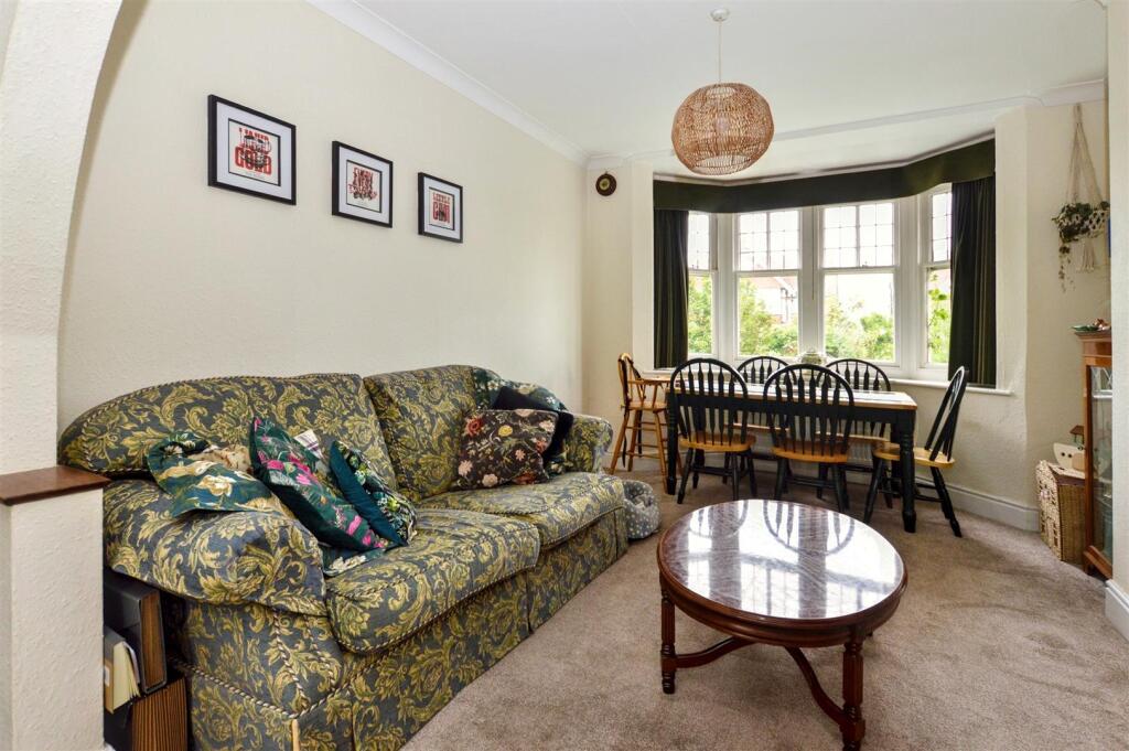 Additional image 4 of Glynde Avenue, Old Town, BN22