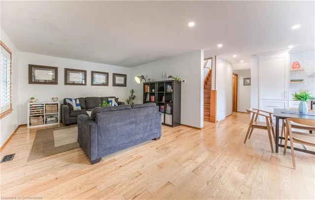 Additional image 6 of 32 Ellis Ave