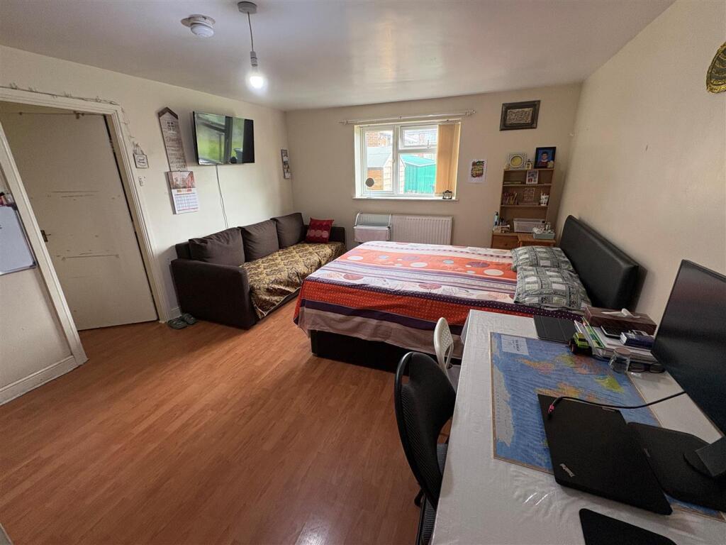 Additional image 16 of Trenholme Avenue, Bradford BD6