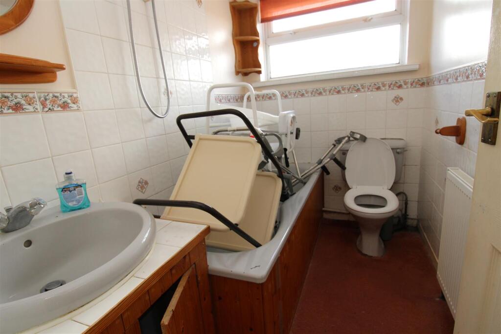 Additional image 10 of Esher Drive, Littlehampton