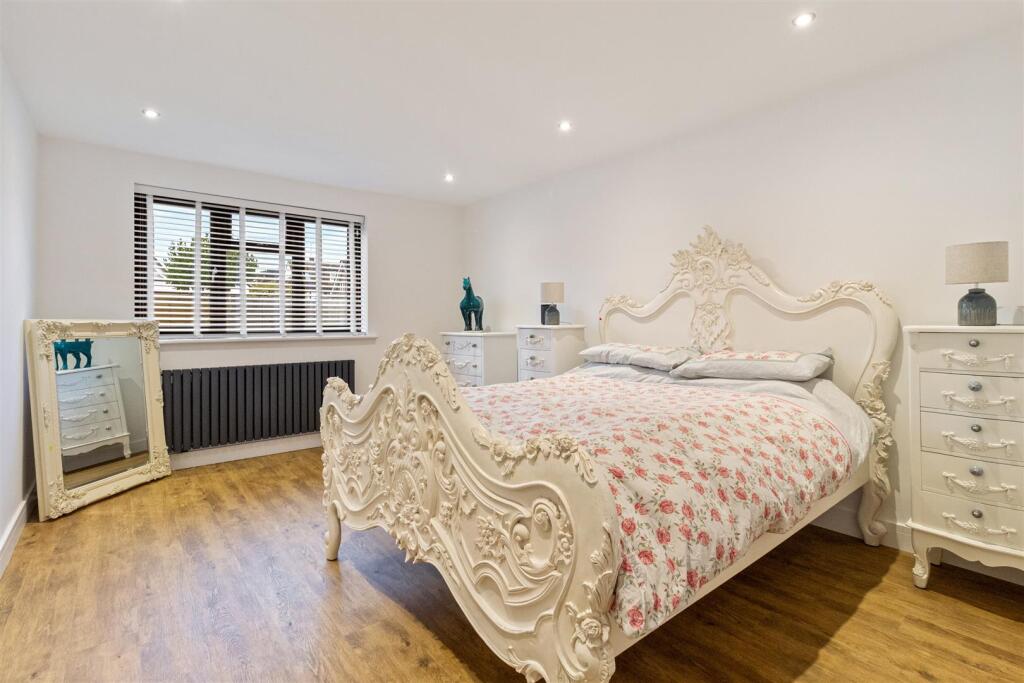 Additional image 10 of Maytree Close, Angmering, Littlehampton