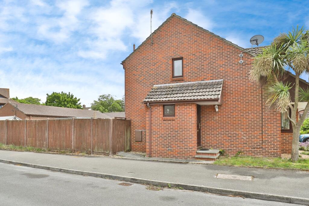 Additional image 15 of Chorley Close, Poole, Dorset, BH15