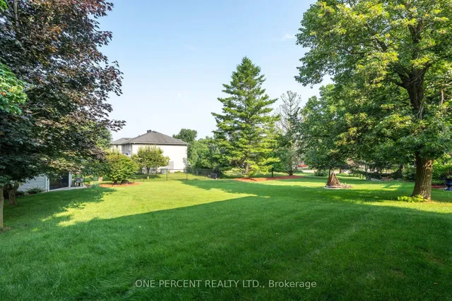 Additional image 12 of 15 MARQUETTE Dr