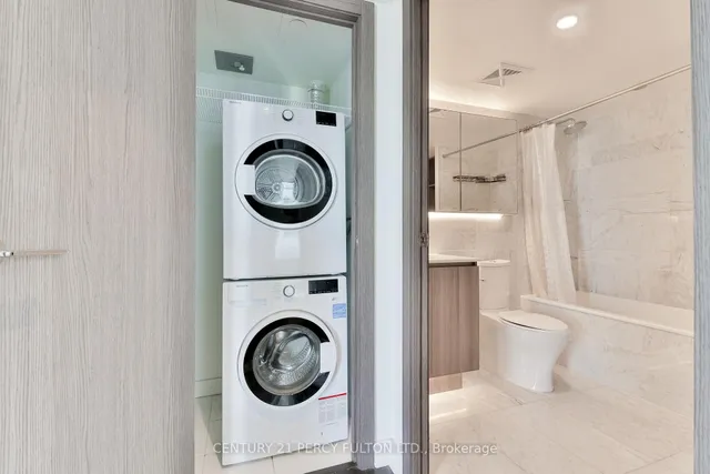 Additional image 19 of 19 Bathurst St Unit 1811