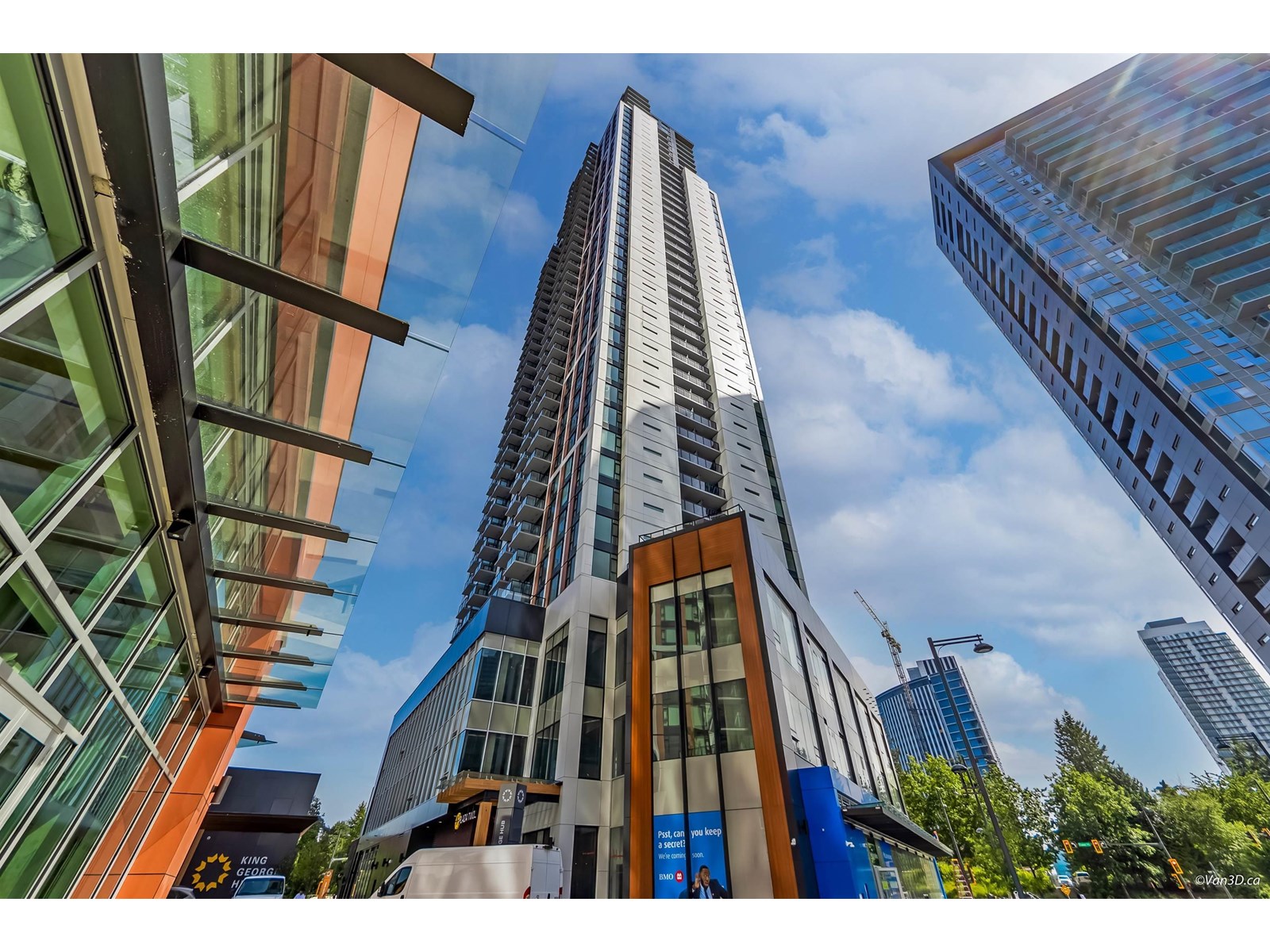 3003 13745 GEORGE JUNCTION|Surrey, British Columbia V3T4Y3