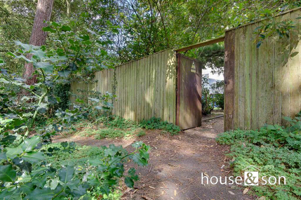 Additional image 15 of Admirals Walk, West Cliff Road, West Cliff, Bournemouth, BH2