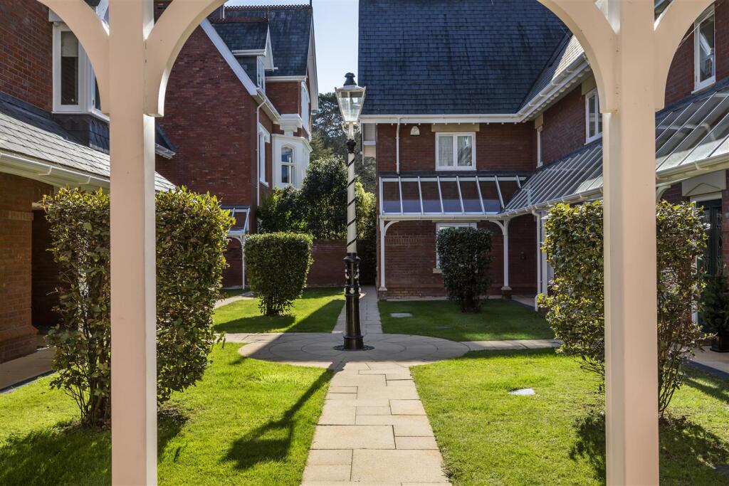 Additional image 32 of 36 The Avenue, Branksome Park, Poole