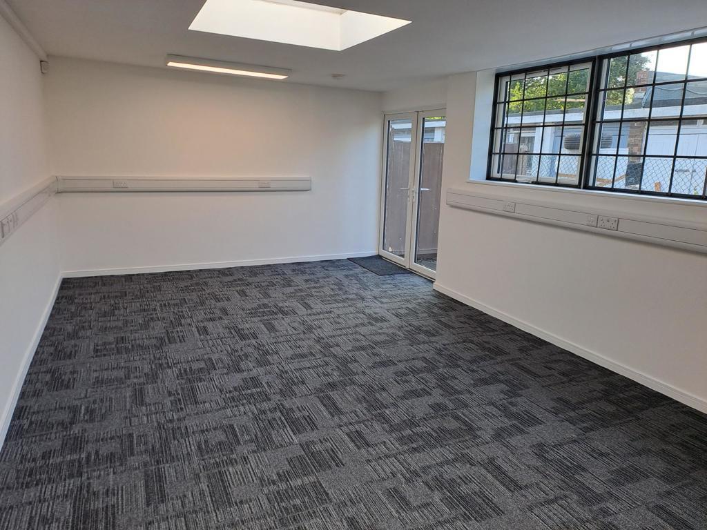 Additional image 6 of 8 Bury Road, Hatfield, Hertfordshire, AL10 8BJ