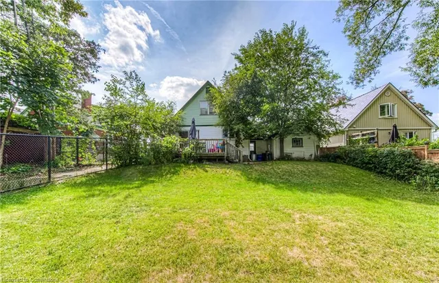 Additional image 27 of 244 Lancaster St