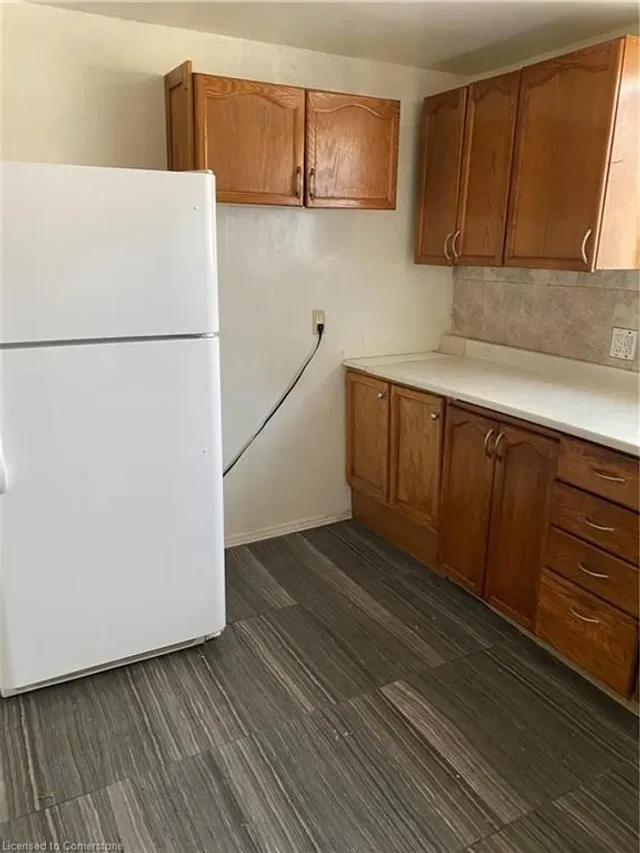 Additional image 7 of 126 Clive Rd