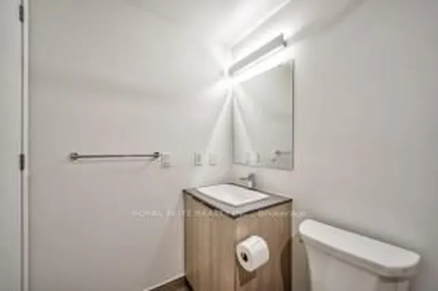 Additional image 7 of 501 Yonge St Unit 4902