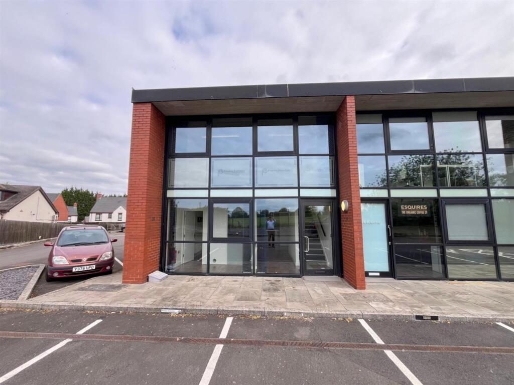Additional image 3 of Greenbox, Westonhall Road, Stoke Prior B60 4AL