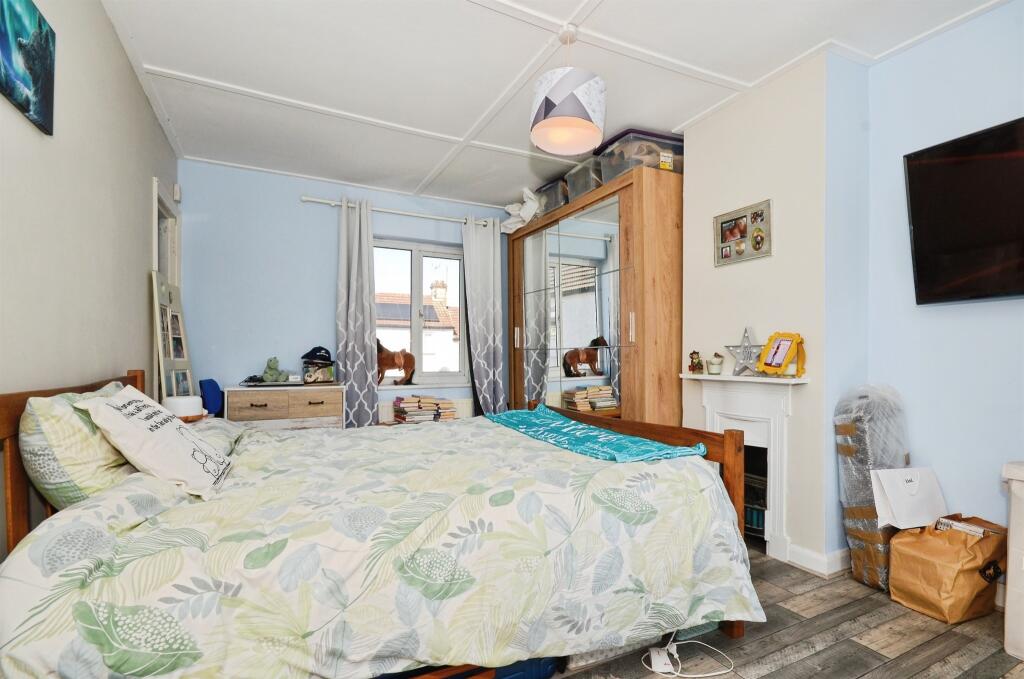 Additional image 10 of Longfield Road, Southdown, Harpenden