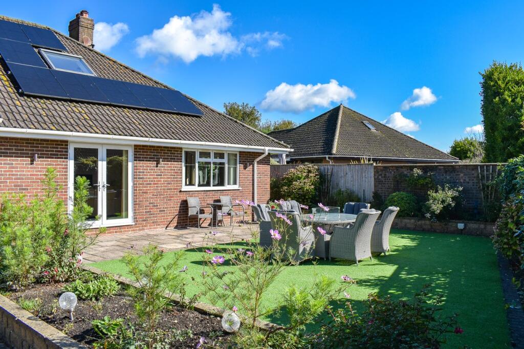 Additional image 36 of Glen Close, Barton on Sea, New Milton, BH25