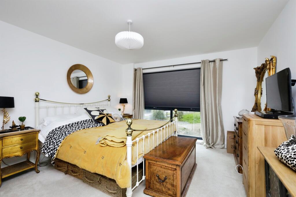 Additional image 14 of Genovesa Way, Eastbourne