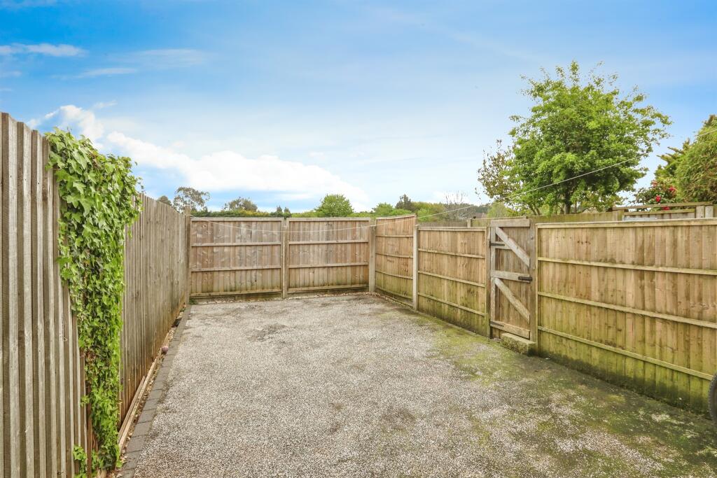 Additional image 15 of Holbury Close, BOURNEMOUTH