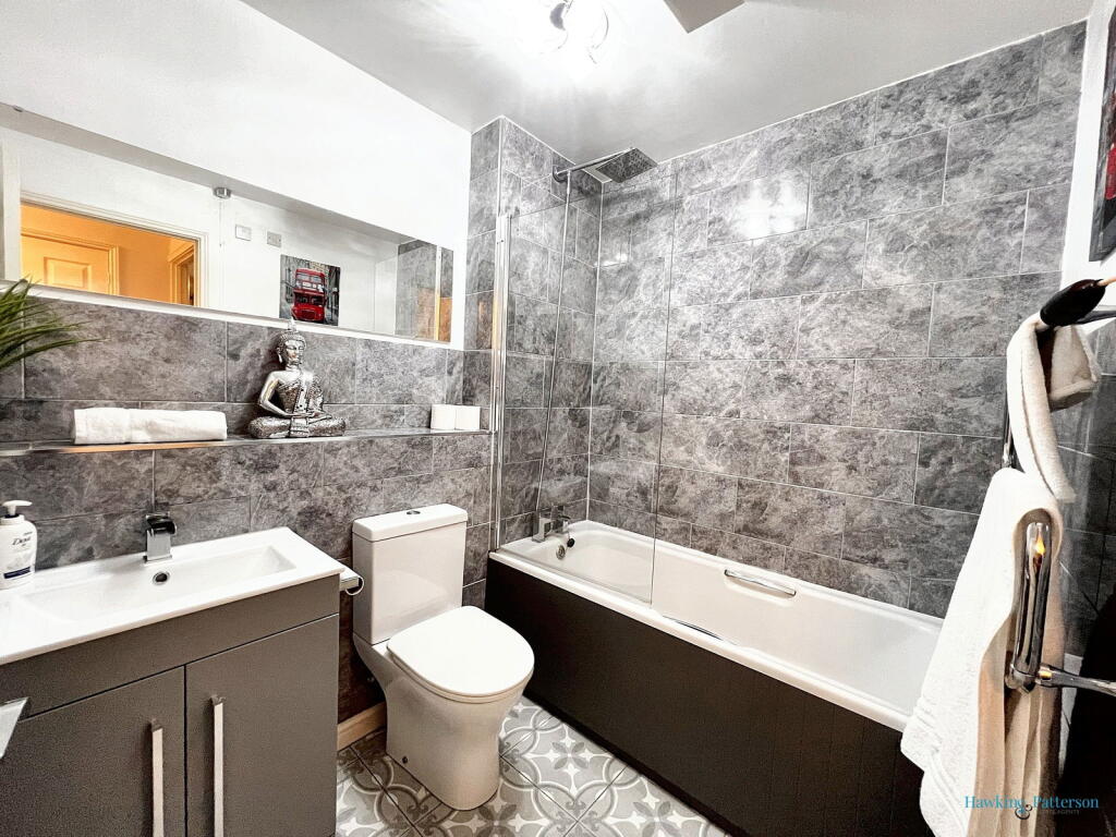 Additional image 11 of High Street, Henley-in-arden, B95 5FH