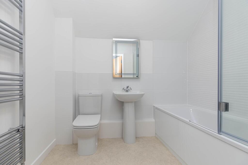 Additional image 7 of Lymington Road, Highcliffe, Dorset. BH23 5ET