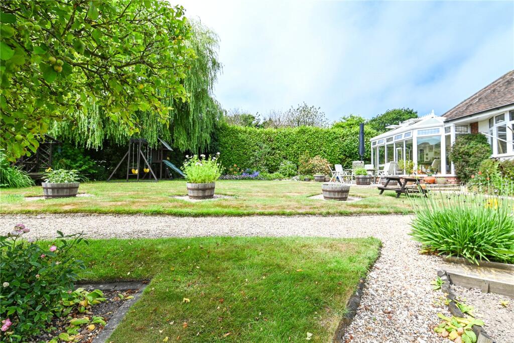 Additional image 20 of Highlands Road, Barton on Sea, New Milton, Hampshire, BH25