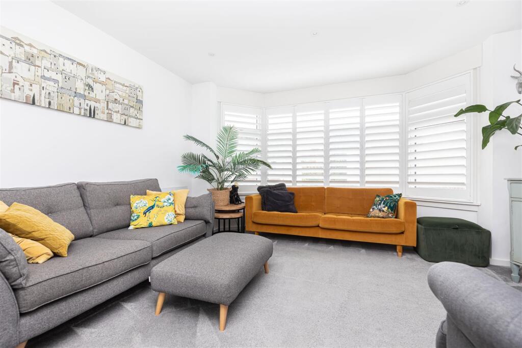 Additional image 6 of Stunning 1st Floor Apartment in Richmond Park Avenue