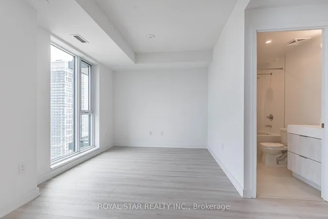 Additional image 17 of 130 River St Unit 2110