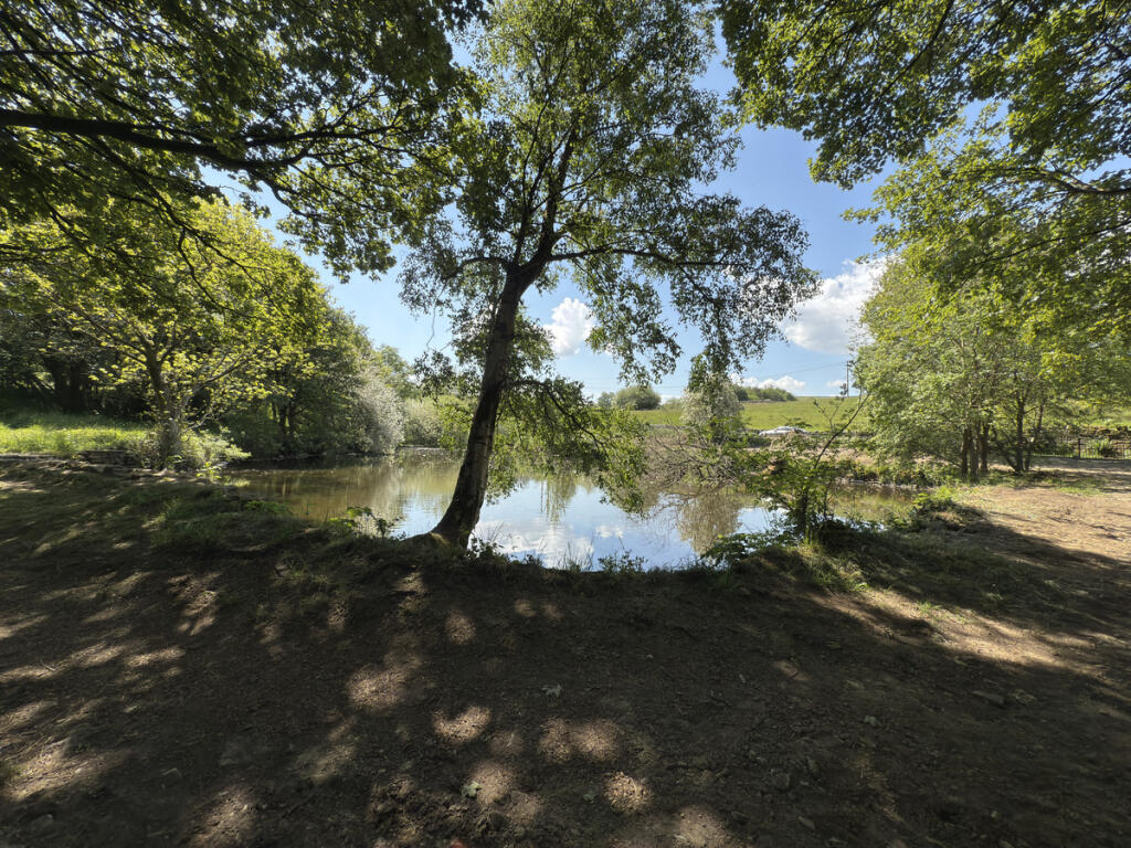 Additional image 7 of Goose Eye Brow, Laycock, BD22