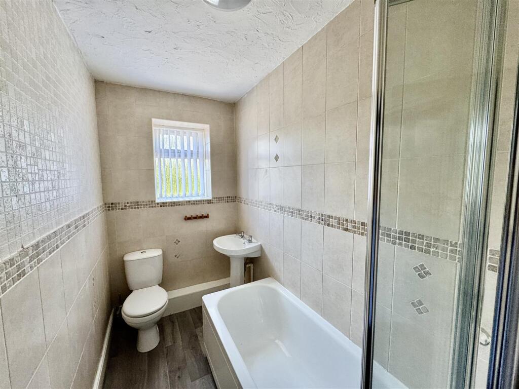Additional image 7 of Ingrow Lane, Keighley, BD22 7BU