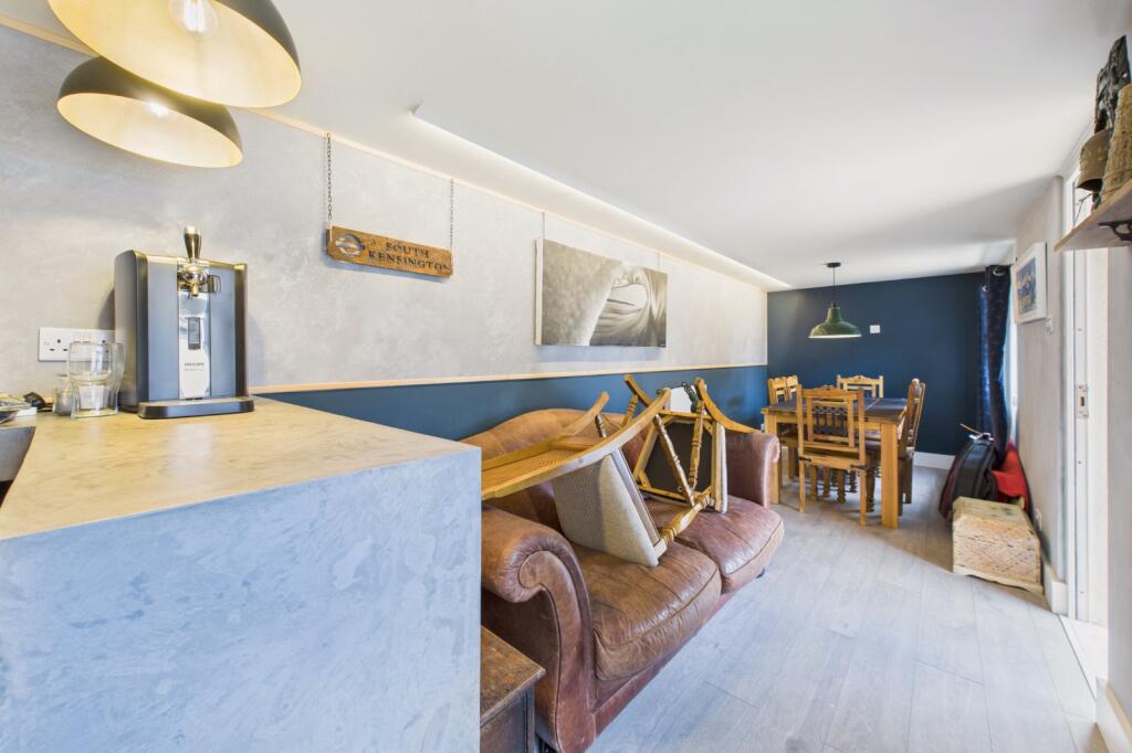 Additional image 31 of York Road, Broadstone, Dorset, BH18