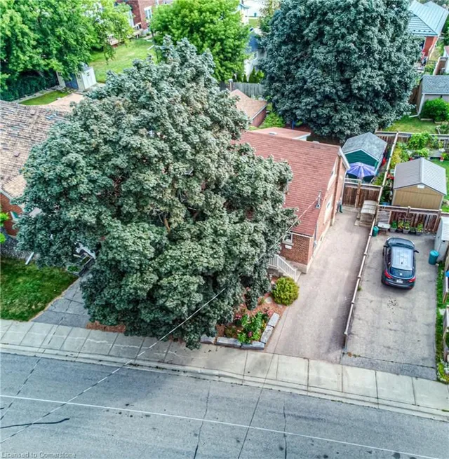 Additional image 48 of 32 Ellis Ave