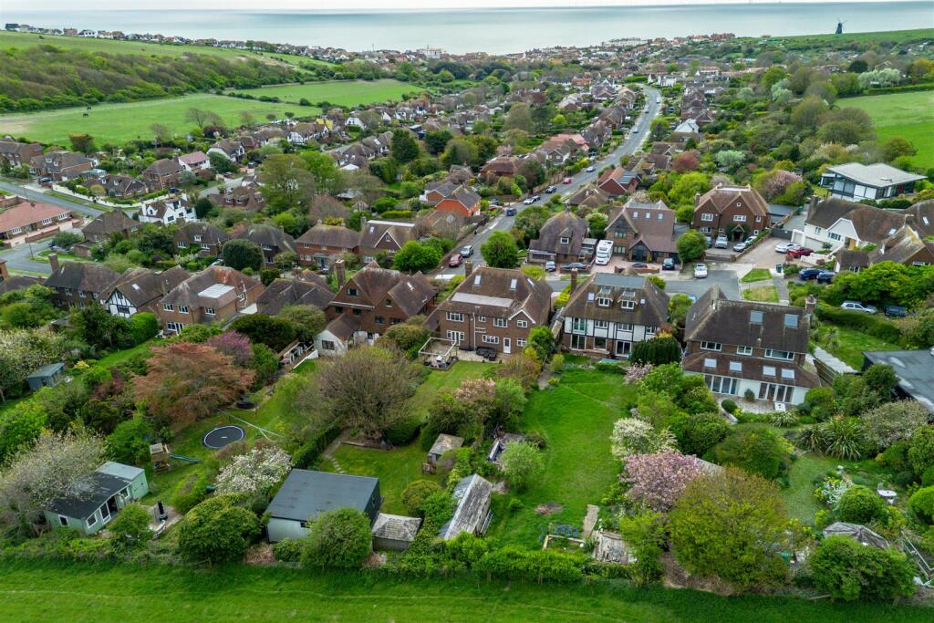 Additional image 32 of Welesmere Road, Rottingdean