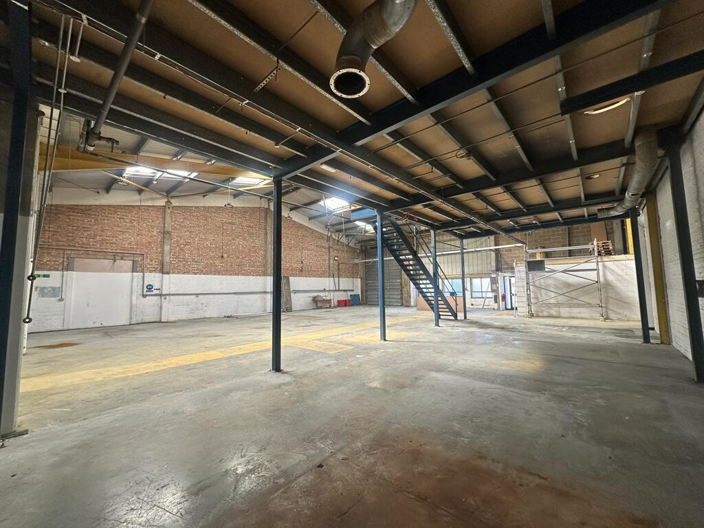 房产图片 6 - 英国东bourne高地工业区爱迪生路15号，BN23 6PT