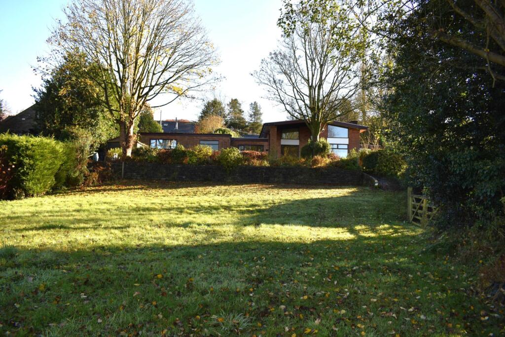 Additional image 36 of 4 or 5 Bedrooms - Riding Gate, Harwood