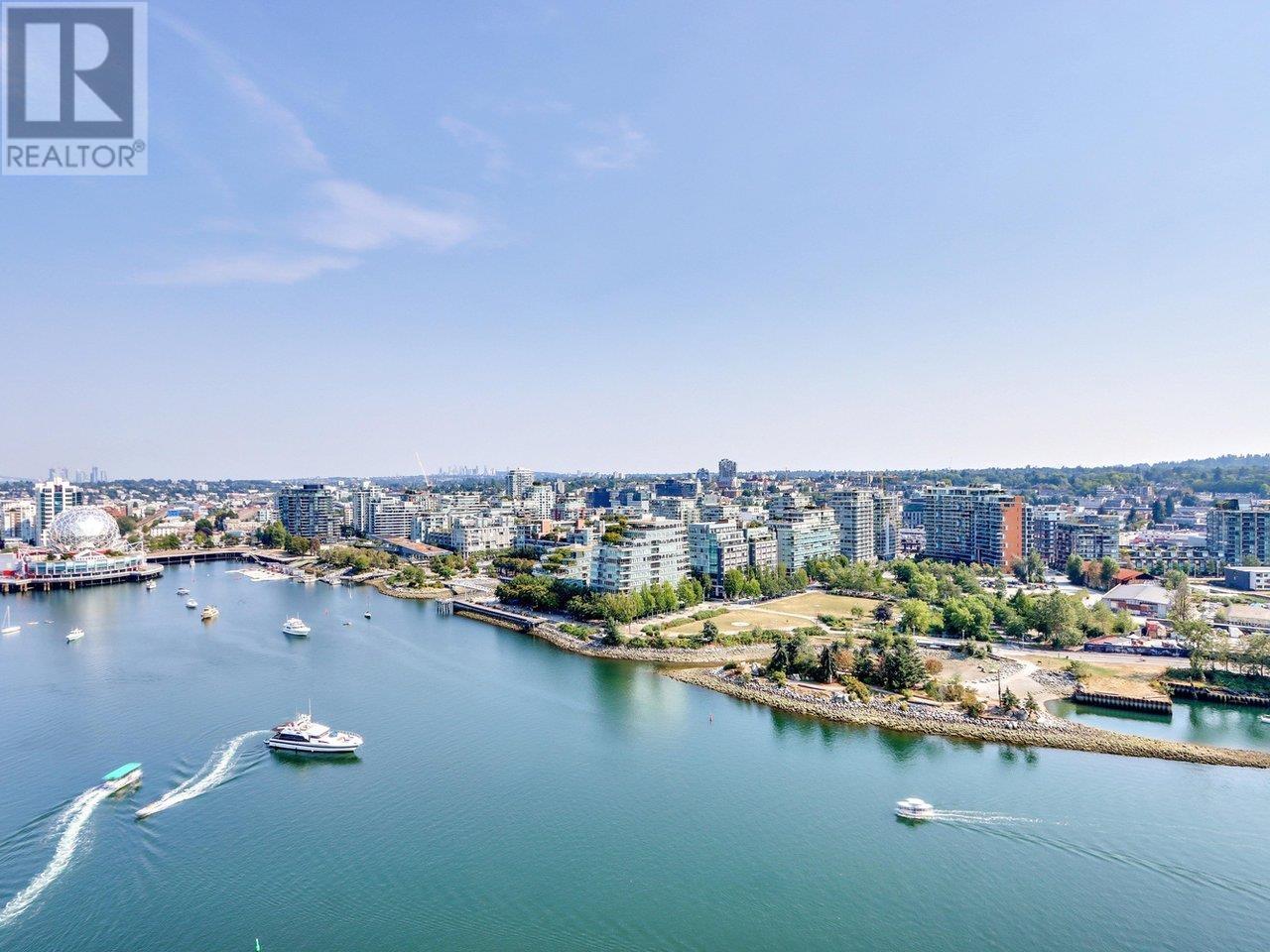 2701 8 SMITHE MEWS|Vancouver, British Columbia V6B0A5