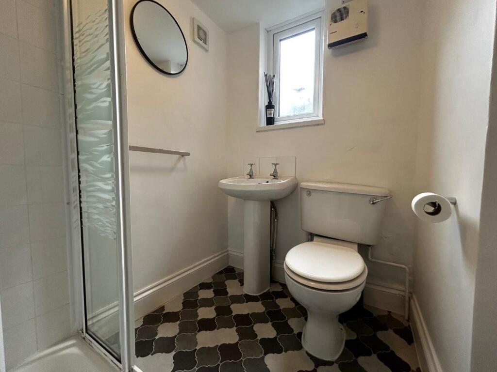 Additional image 8 of 4 Stoke House, 24 Christchurch Street West, Frome