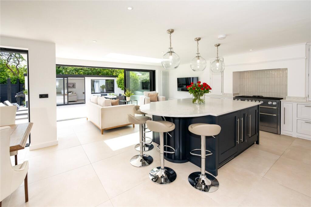 Additional image 5 of Springfield Avenue, Christchurch, Dorset, BH23