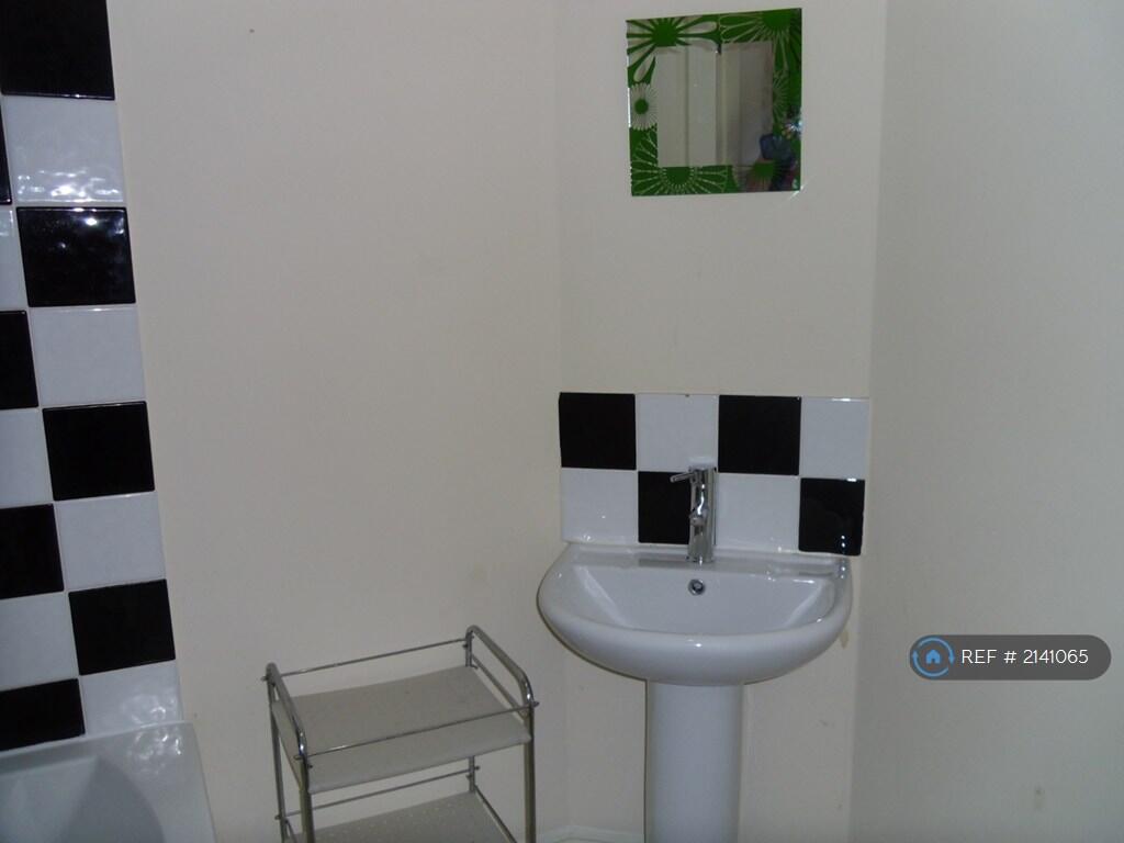 Additional image 6 of Ashgrove, Bradford, BD7