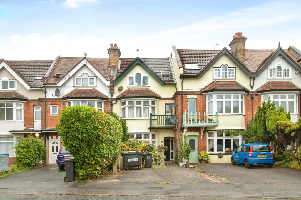 Alumhurst Road, Westbourne, Bournemouth, Dorset, BH4