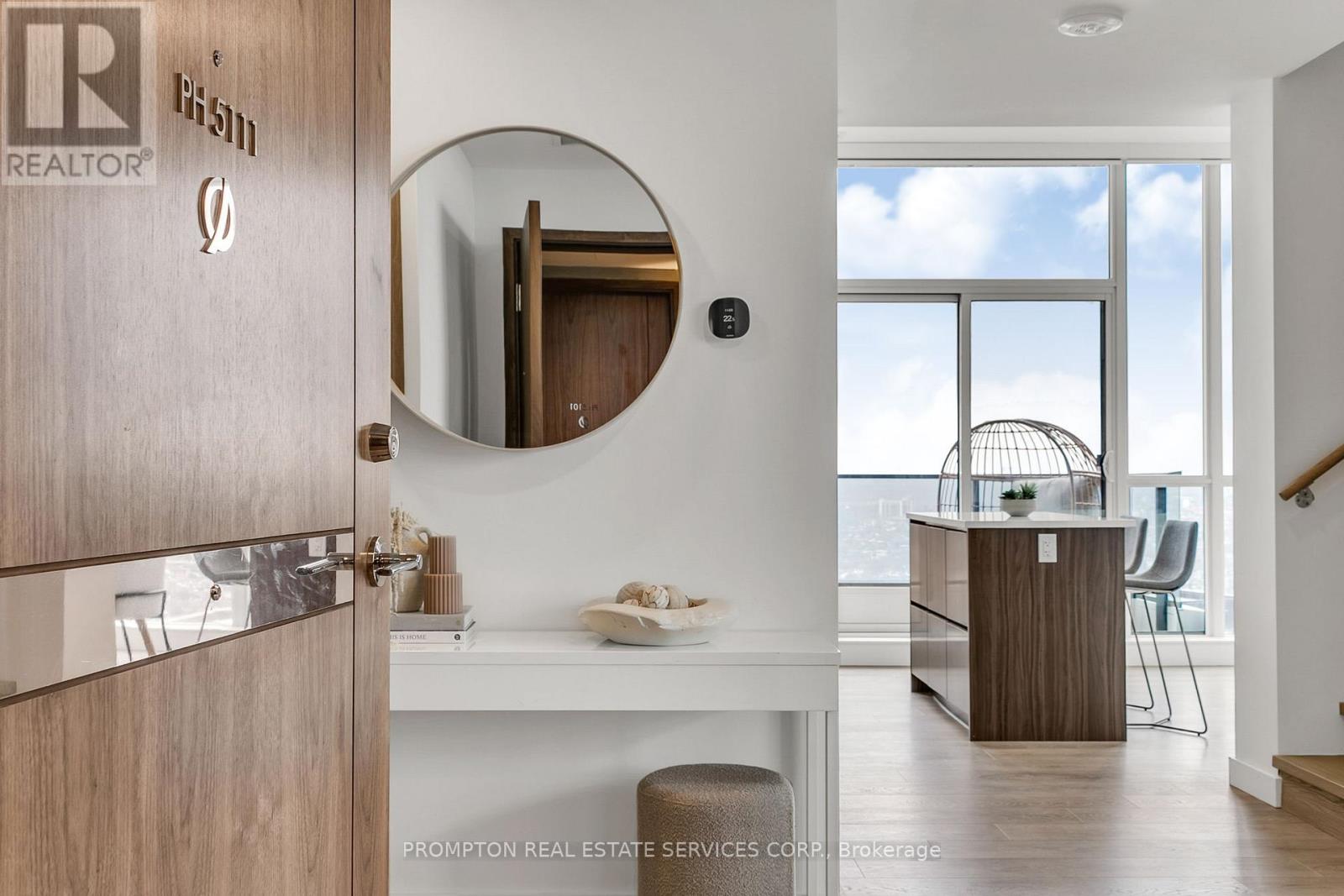 PH 5111 - 38 WIDMER STREET|Toronto (Waterfront Communities), Ontario M5V2E9