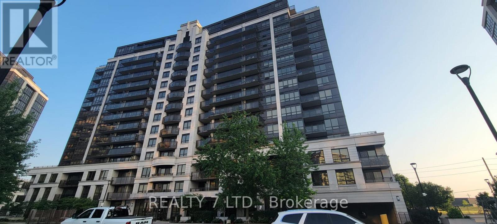 Property image for 323 - 1070 SHEPPARD AVENUE W|Toronto (York University Heights), Ontario M3J0G8