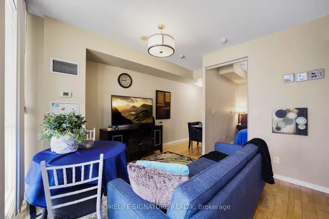Additional image 10 of 55 Bremner Blvd Unit 1506