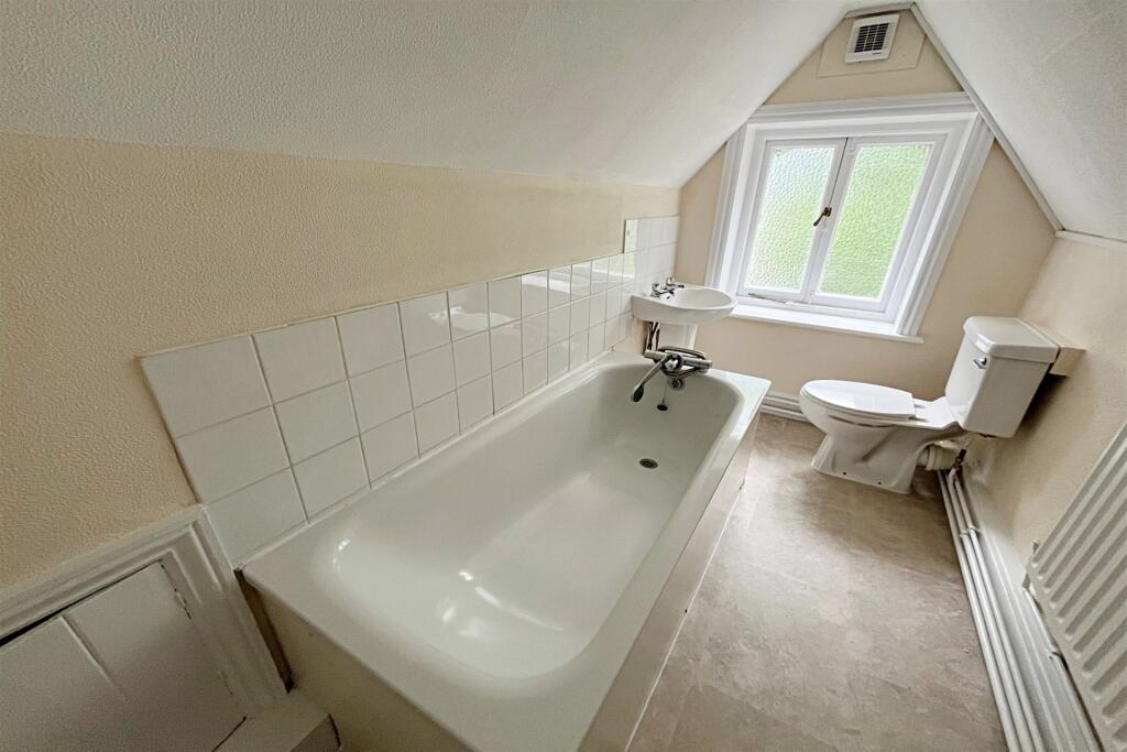 Additional image 6 of Dean Park