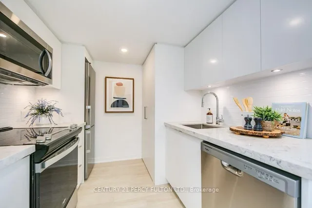 Additional image 10 of 500 Wilson Ave Unit 701