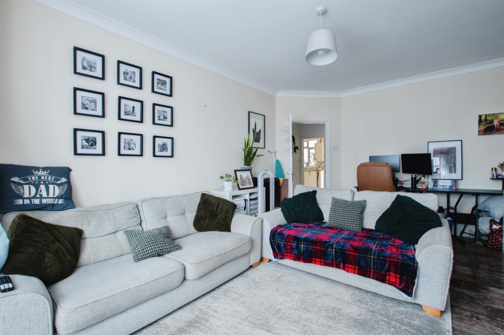 Additional image 7 of Castle Lane West, BOURNEMOUTH