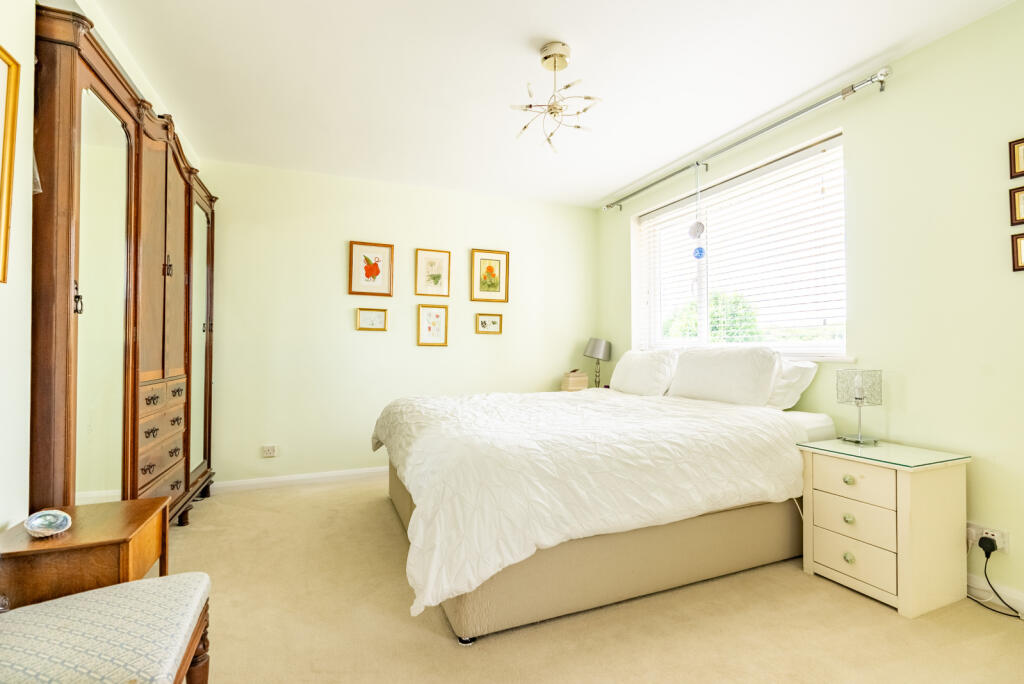 Additional image 11 of Saberton Close, Redbourn, St. Albans, Hertfordshire, AL3