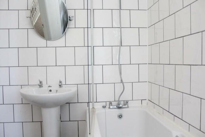 Additional image 4 of 84 Langney Road, Eastbourne, East Sussex, BN21 3JL