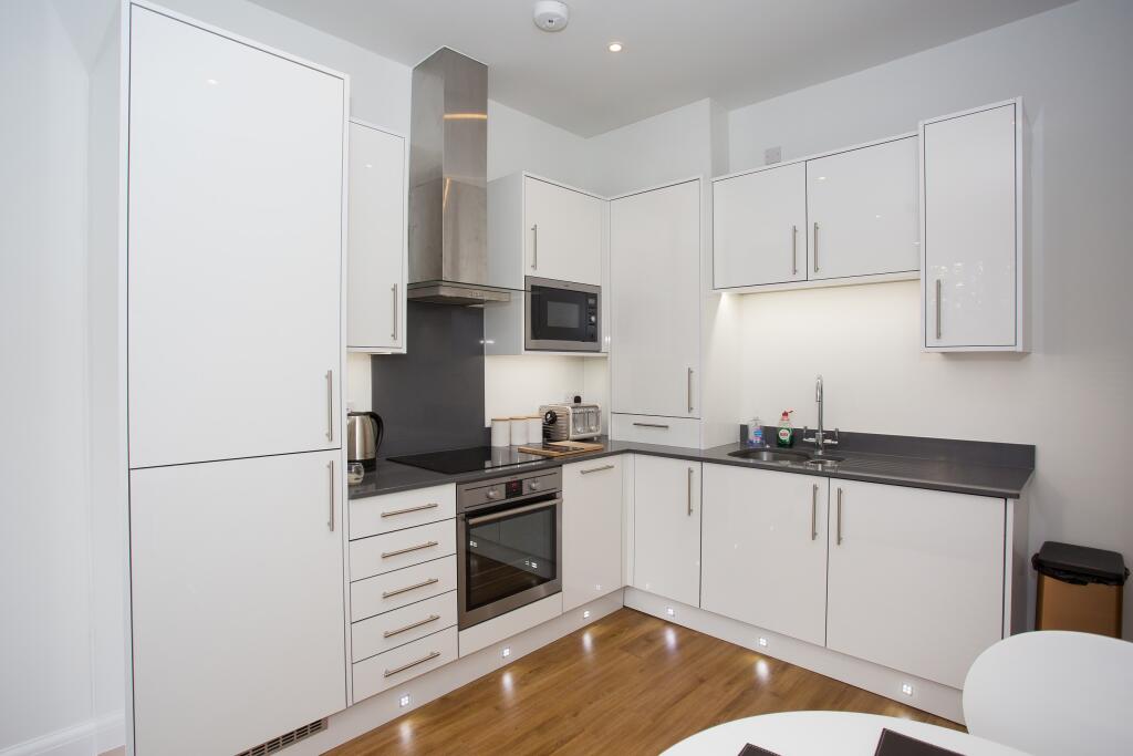 Additional image 8 of Woodland Court, Soothouse Spring, St Albans, Herts, AL3